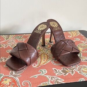 Vince Camuto Brown leather Sandals